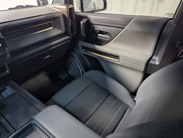 Used 2024 GMC Hummer EV 2X w/ LPO, Illumination Package image 8
