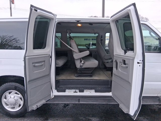 Used 2012 Ford E-350 and Econoline 350 XLT image 8