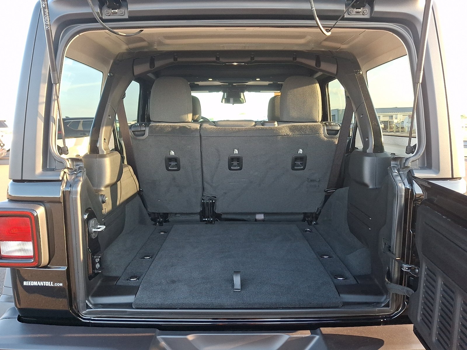 Certified 2026 Jeep Wrangler Unlimited Sport AWD/4WD image 27