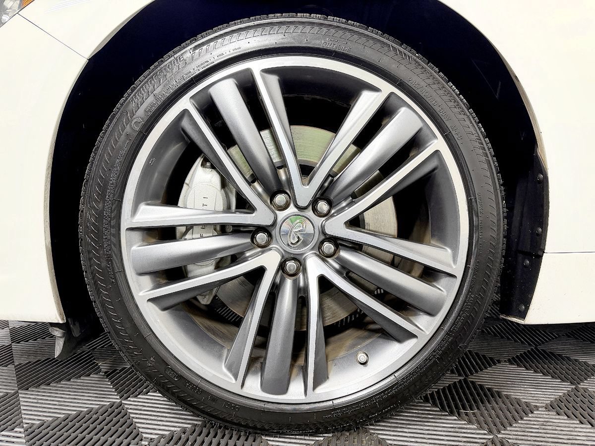 Used 2015 INFINITI Q50 w/ Navigation Package RWD image 22