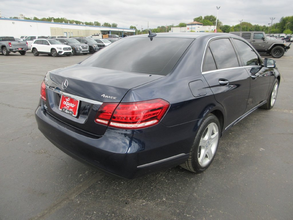 Used 2014 Mercedes-Benz E 350 4MATIC Sedan image 4