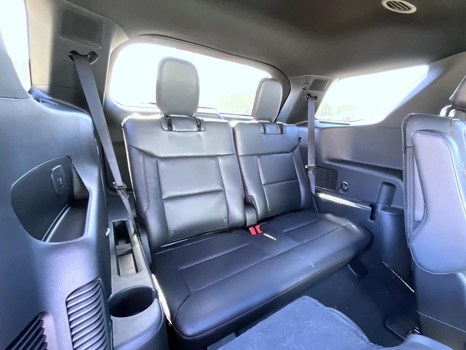 New 2027 Ford Explorer ST-Line w/ Premium Package AWD/4WD image 22