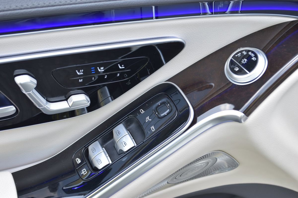 Used 2023 Mercedes-Benz S 500 4MATIC image 43