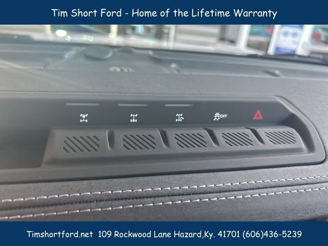 New 2025 Ford Bronco Outer Banks image 7