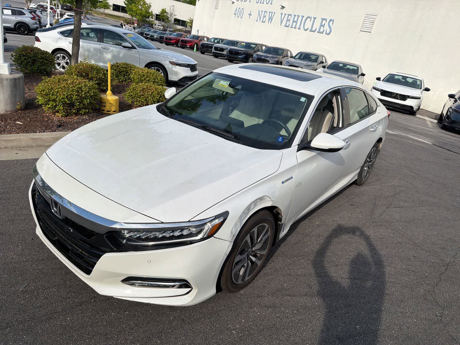 Used 2019 Honda Accord Touring image 4