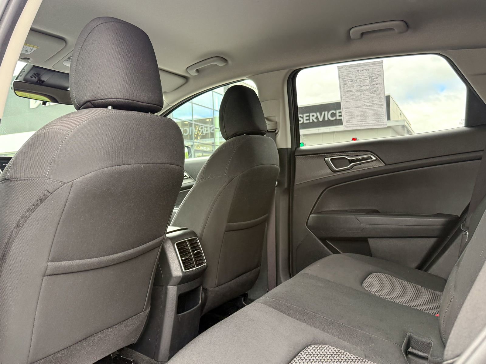 Used 2023 Kia Sportage LX AWD/4WD image 39