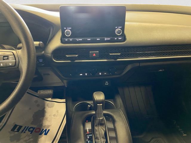 Used 2023 Honda HR-V LX image 12