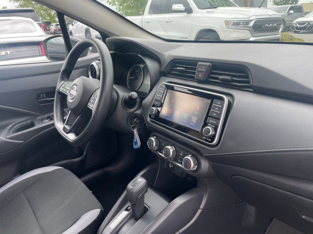 Used 2025 Nissan Versa S FWD image 28