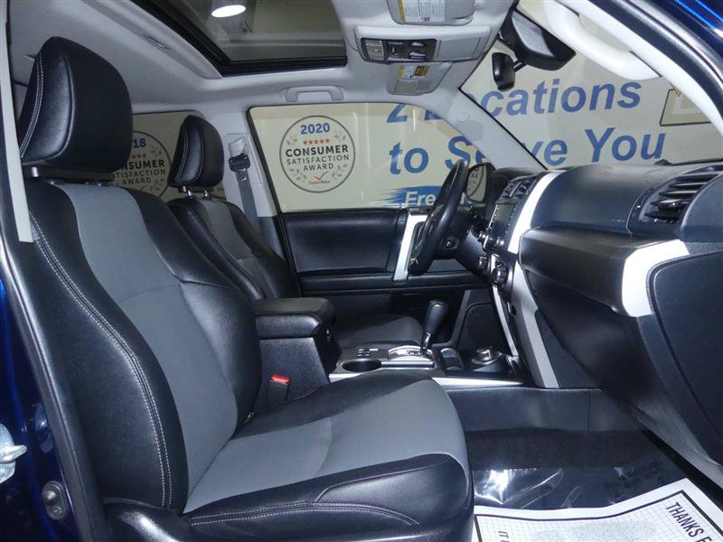 Used 2020 Toyota 4Runner SR5 Premium w/ Moonroof Package AWD/4WD image 7