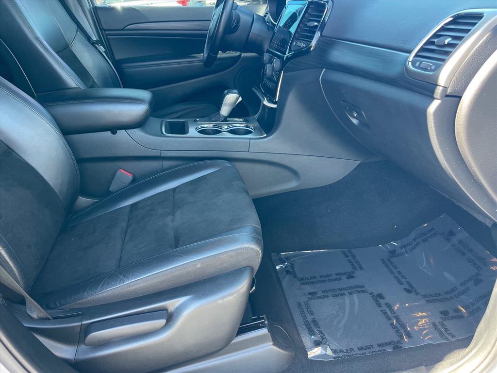 Used 2021 Jeep Grand Cherokee Laredo X AWD/4WD image 28