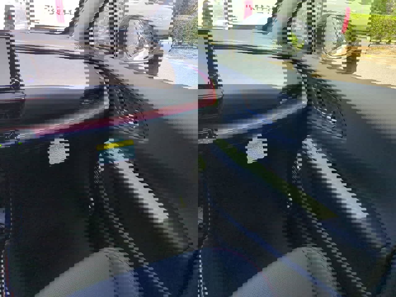 New 2026 Toyota Prius Plug-In Hybrid FWD image 16