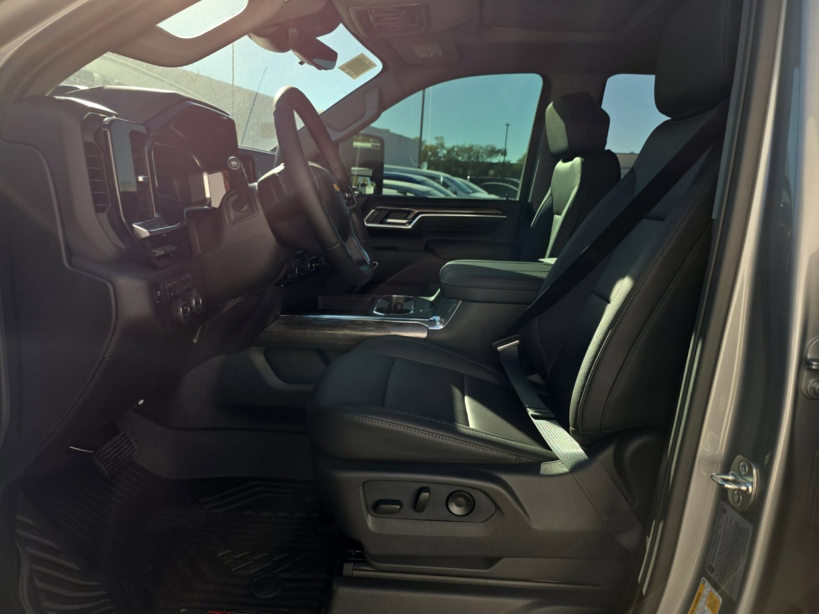 New 2026 Chevrolet Silverado 2500 LTZ w/ LTZ Premium Package image 12