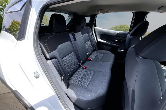 New 2026 Nissan Kicks SV w/ Cold Weather Package FWD image 8