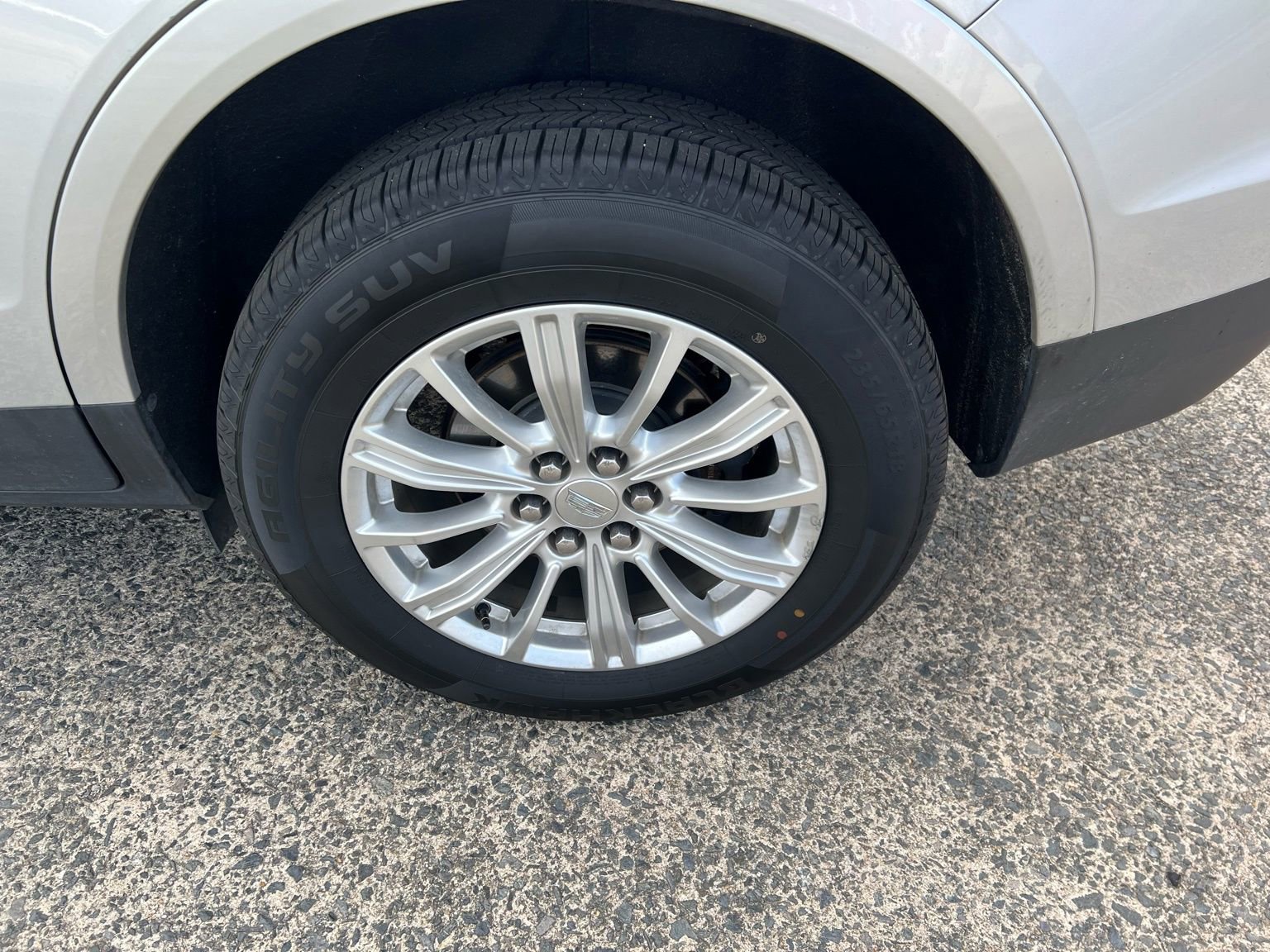 Used 2018 Cadillac XT5 FWD image 44