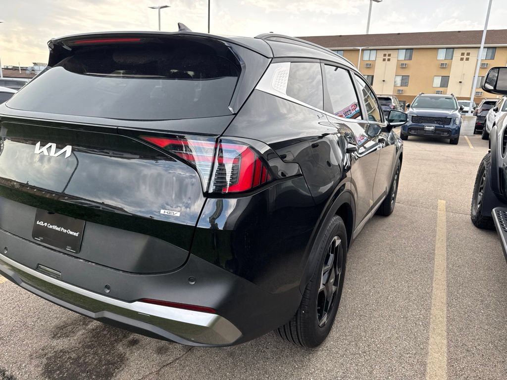 Used 2027 Kia Sportage EX FWD image 3