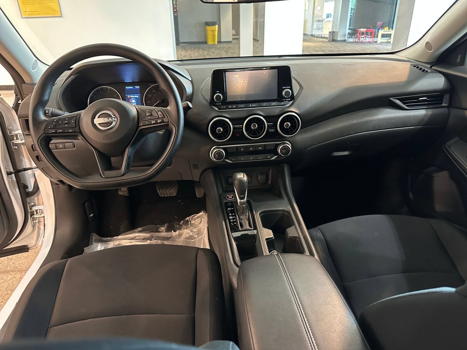 Used 2025 Nissan Sentra S FWD image 32