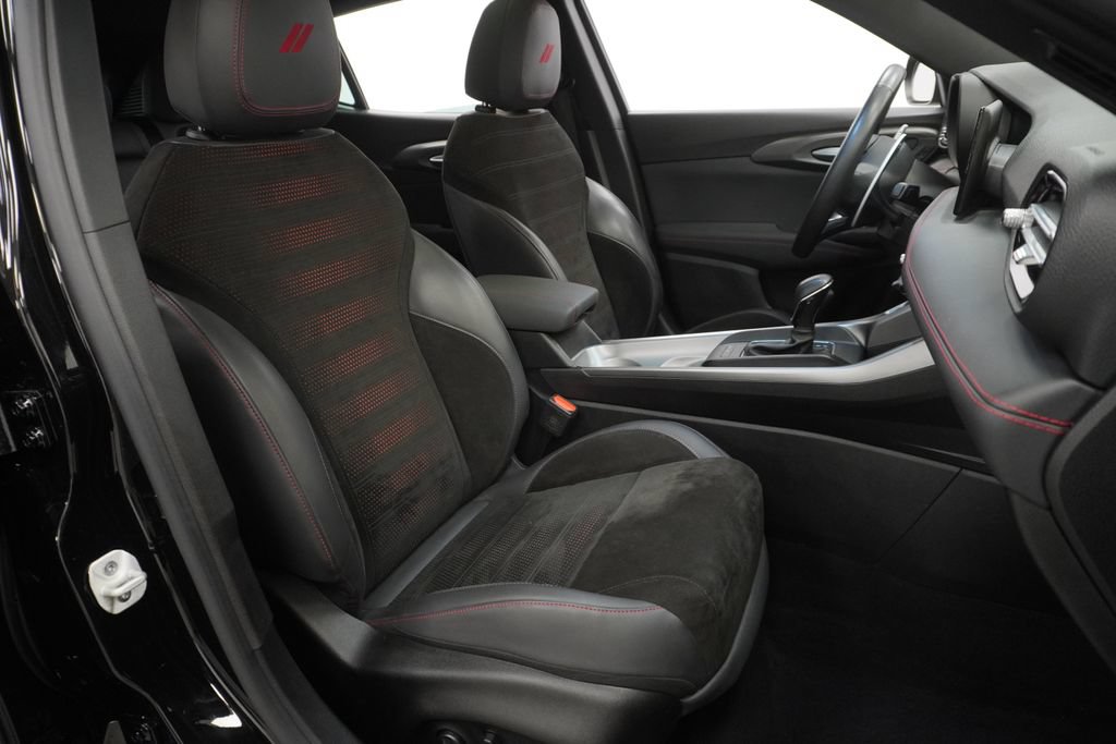 Certified 2025 Dodge Hornet R/T AWD/4WD image 48