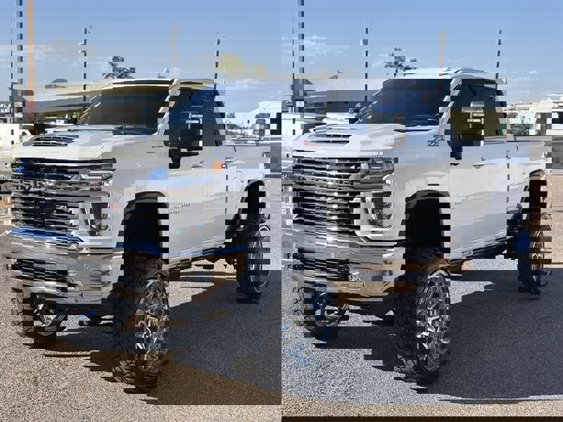 Used 2023 Chevrolet Silverado 2500 LTZ w/ LTZ Premium Package image 8