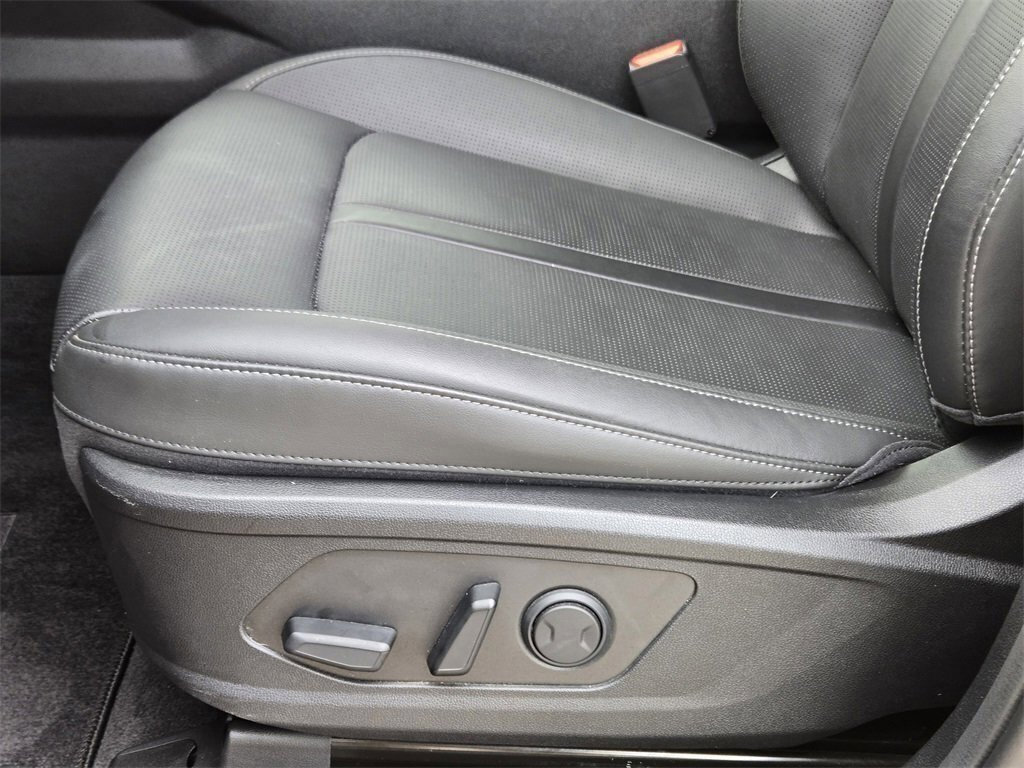 New 2025 Kia Sorento S image 19