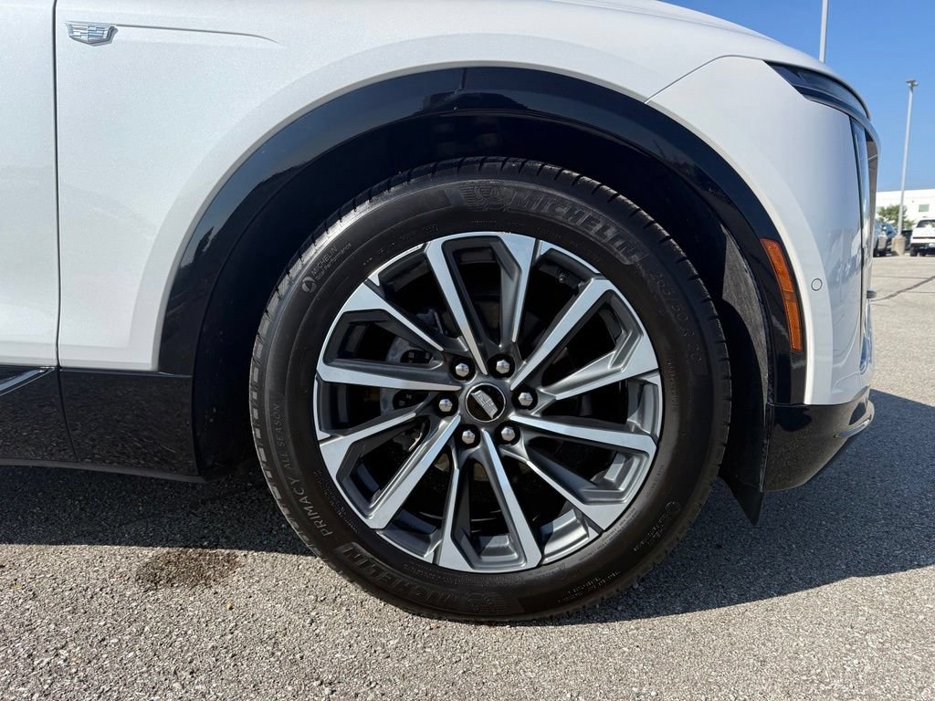 Certified 2024 Cadillac Lyriq Sport AWD/4WD image 17