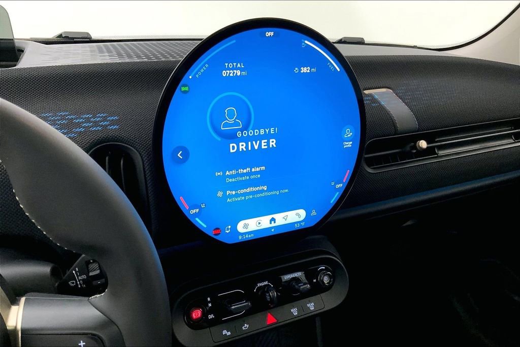 Certified 2025 MINI Cooper S image 5