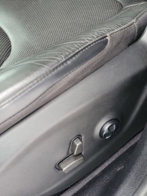 Certified 2021 Jeep Cherokee Limited w/ Elite Package image 11