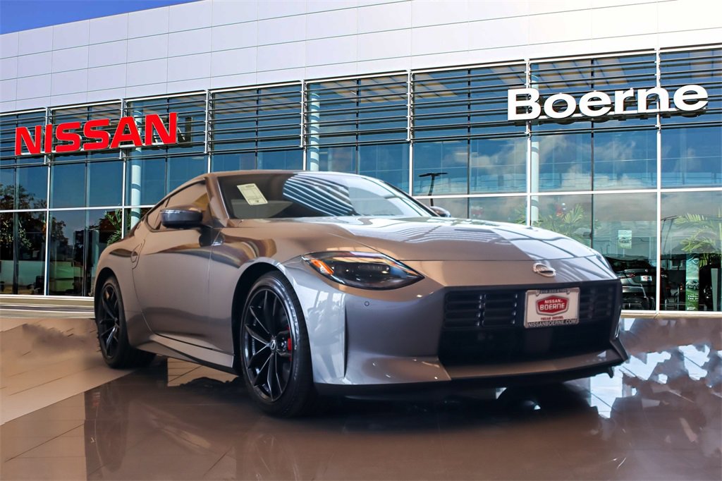 New 2025 Nissan Z Performance w/ Floor Mat Package