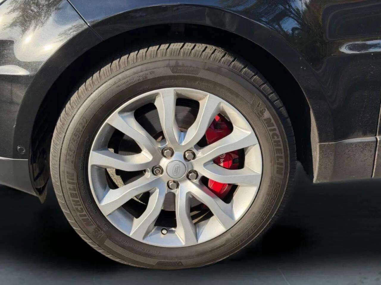 Used 2016 Land Rover Range Rover Sport Supercharged image 25