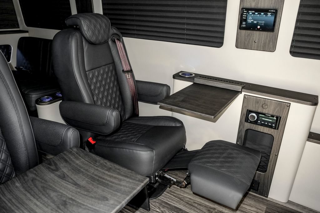 New 2025 Mercedes-Benz Sprinter 3500 image 37