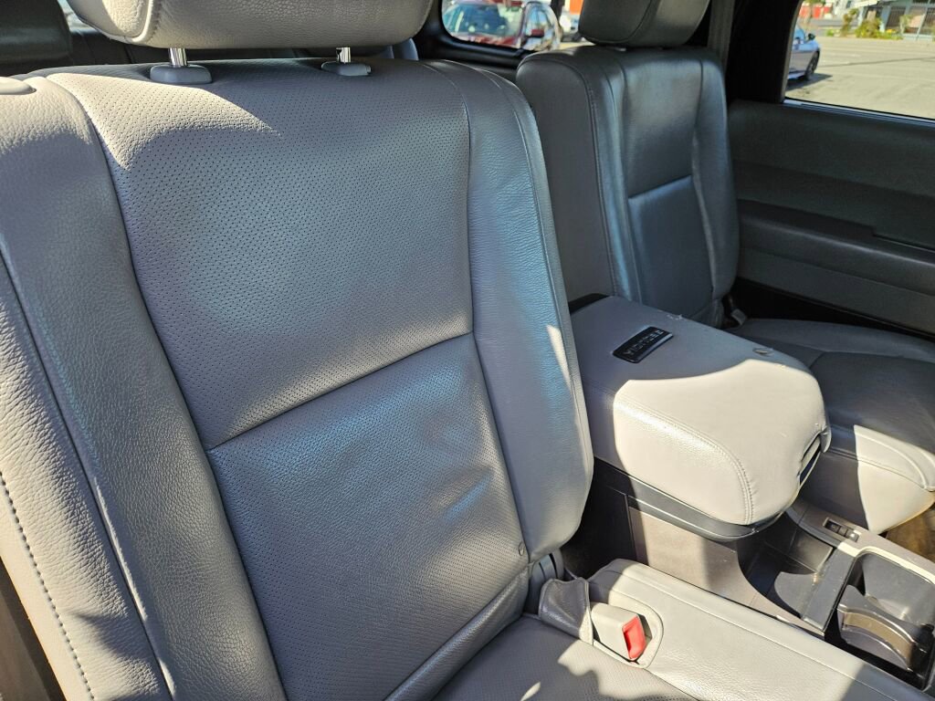 Used 2010 Toyota Sequoia Platinum AWD/4WD image 14
