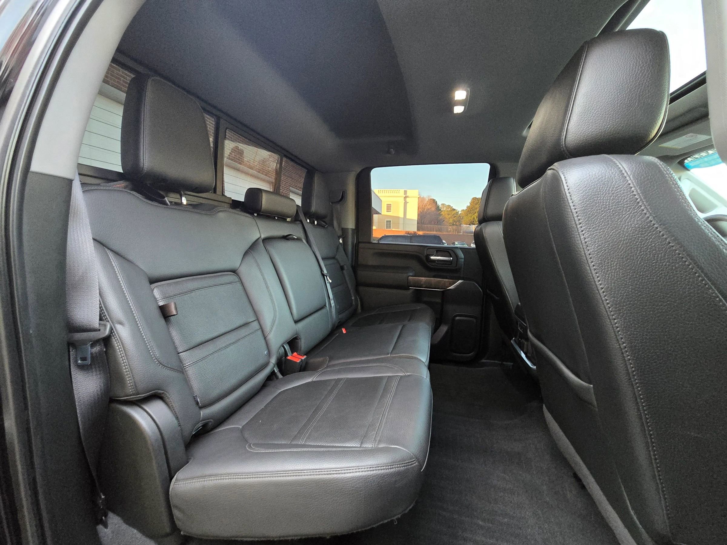 Used 2020 GMC Sierra 2500 Denali w/ Denali Ultimate Package image 18