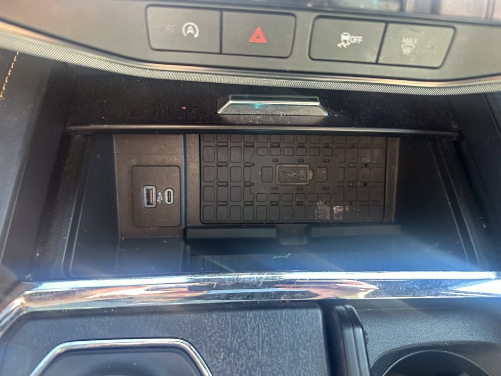 Used 2022 Ford Expedition Platinum AWD/4WD image 25