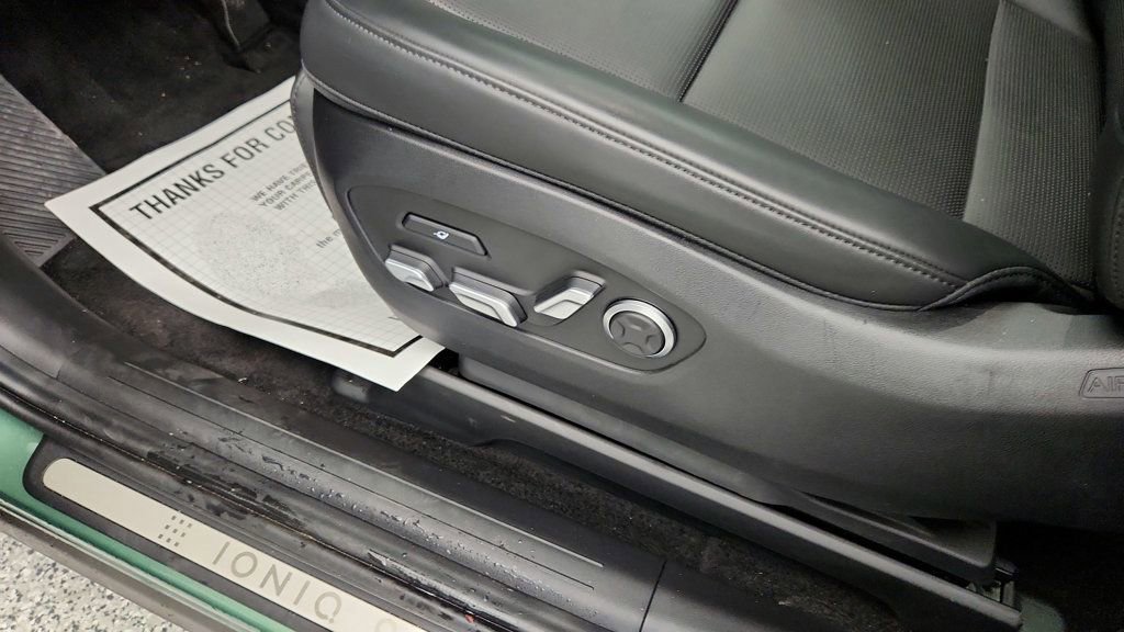 Used 2026 Hyundai Ioniq 9 Limited image 12