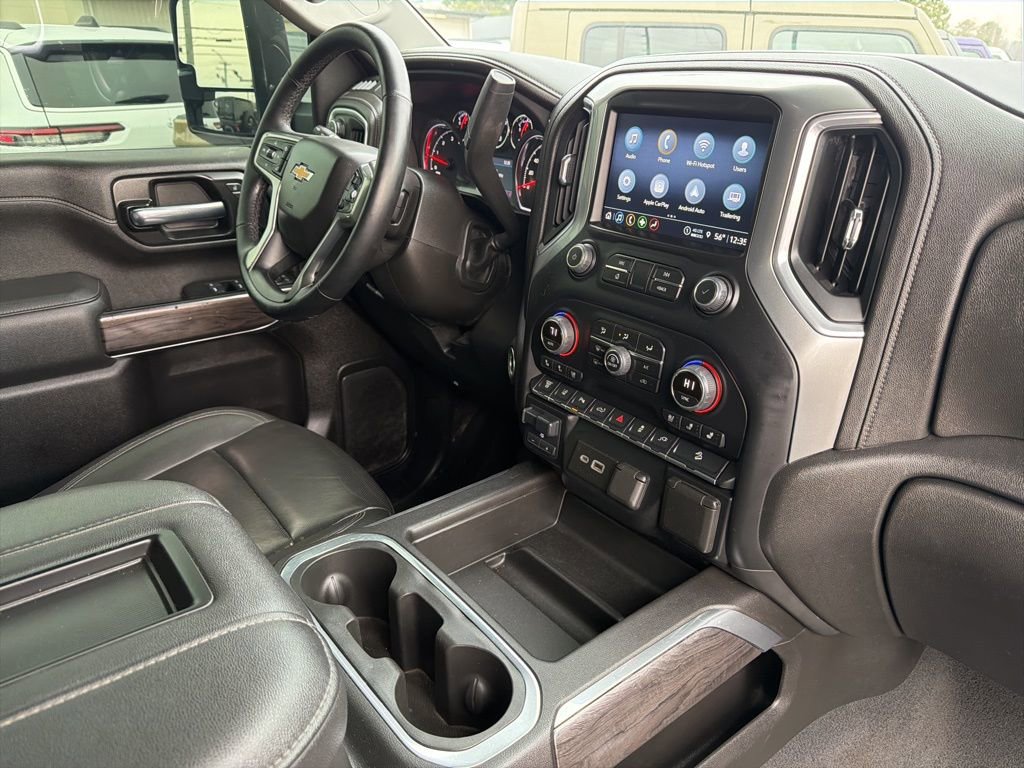 Used 2022 Chevrolet Silverado 2500 LTZ w/ LTZ Convenience Package image 32