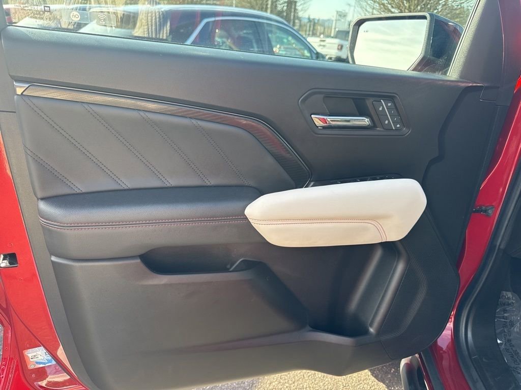 Used 2023 GMC Canyon AT4X w/ Edition 1 image 16