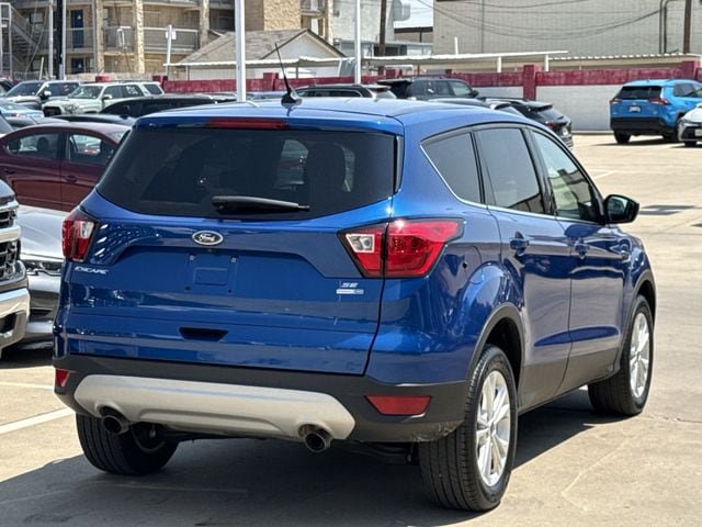 Used 2019 Ford Escape SE AWD/4WD image 4