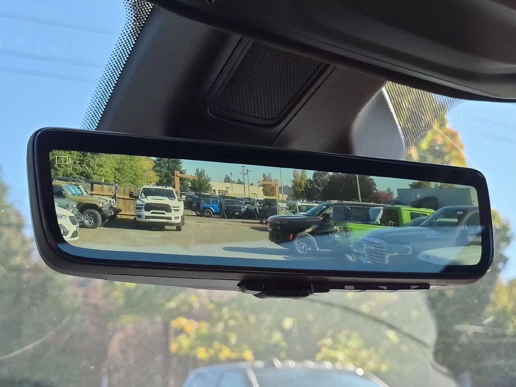 New 2027 Jeep Grand Cherokee Summit AWD/4WD image 30