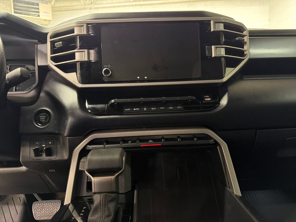Used 2025 Toyota Tundra SR5 AWD/4WD image 22