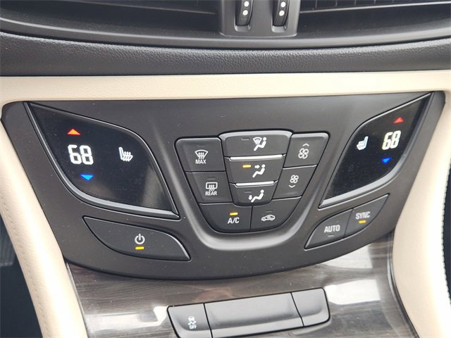 Used 2019 Buick Envision Preferred image 26