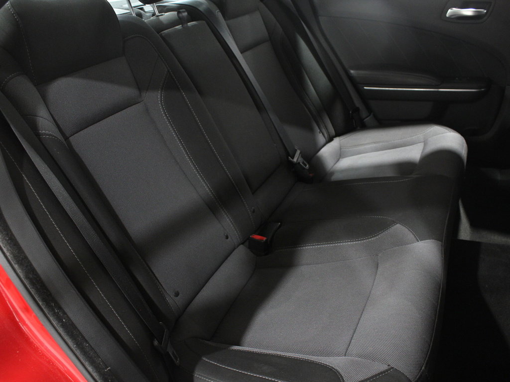 Used 2016 Dodge Charger SXT w/ Navigation & Travel Group image 19