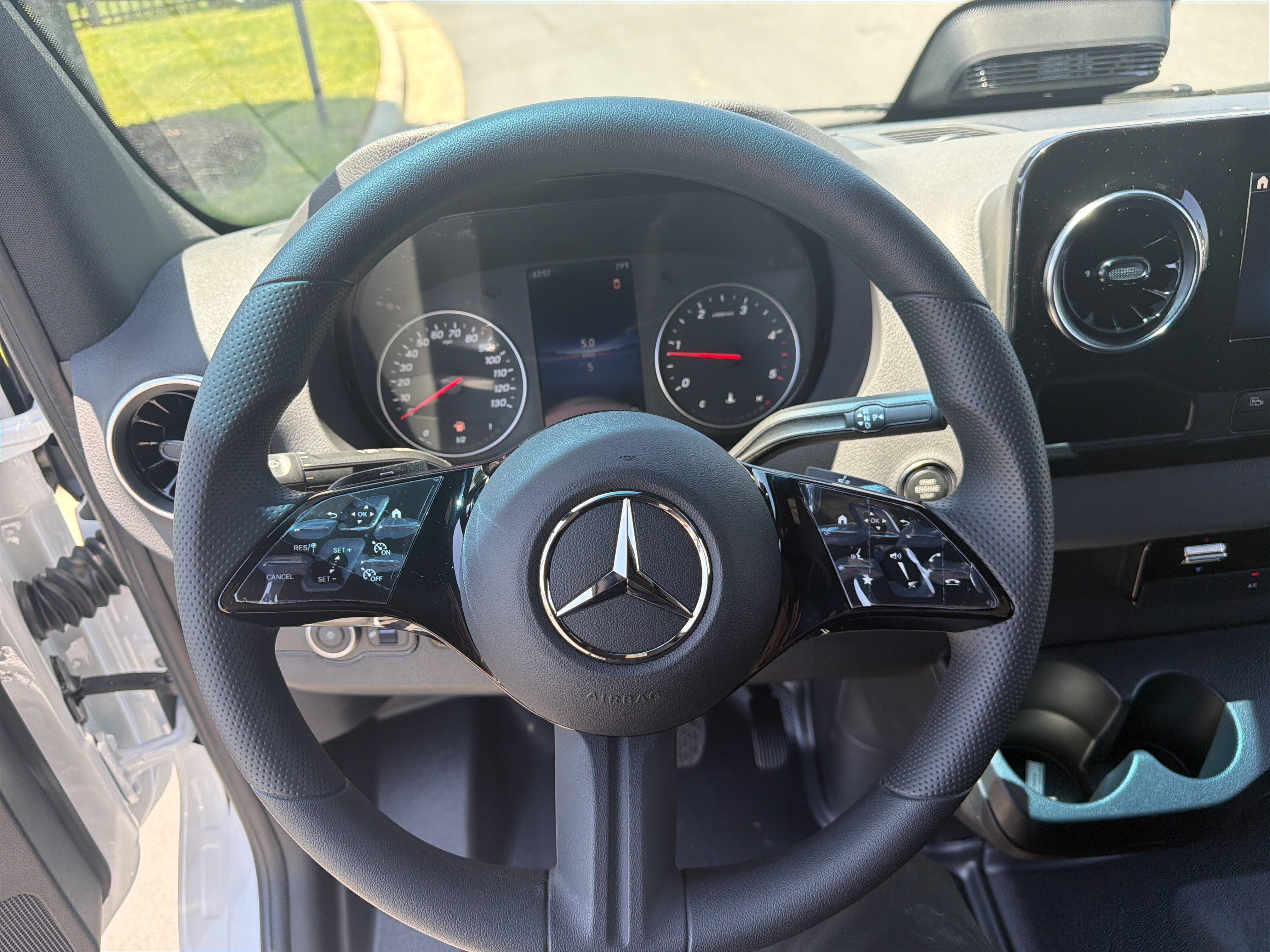 New 2026 Mercedes-Benz Sprinter 2500 image 19