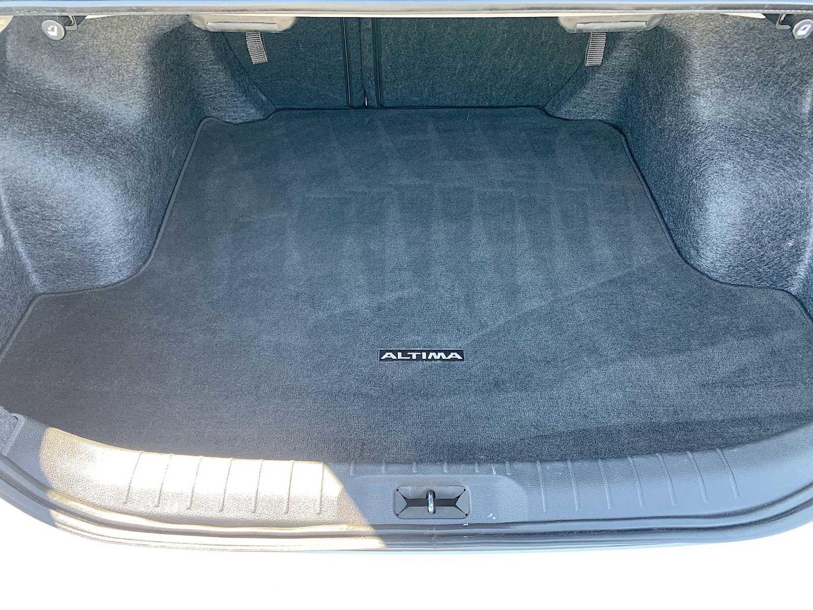 Used 2024 Nissan Altima 2.5 SV w/ SV Premium Package image 25