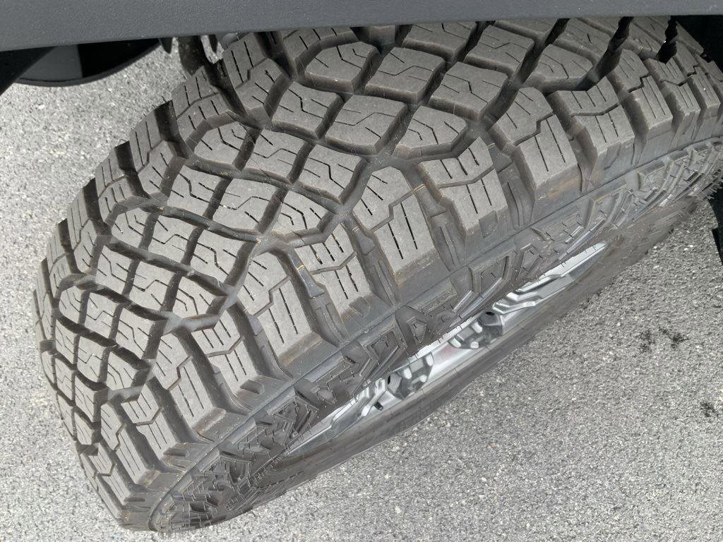 New 2025 GMC Sierra 1500 AT4X image 27