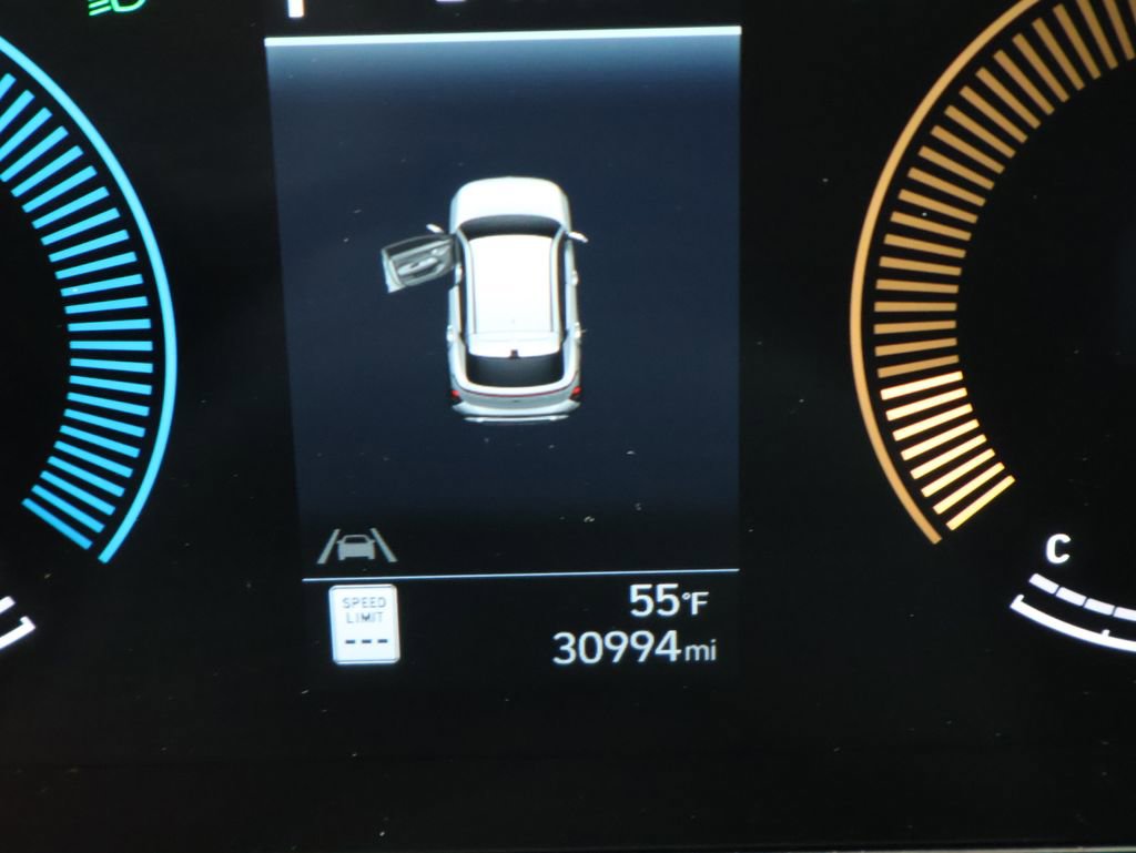 Used 2025 Hyundai Kona SEL image 39