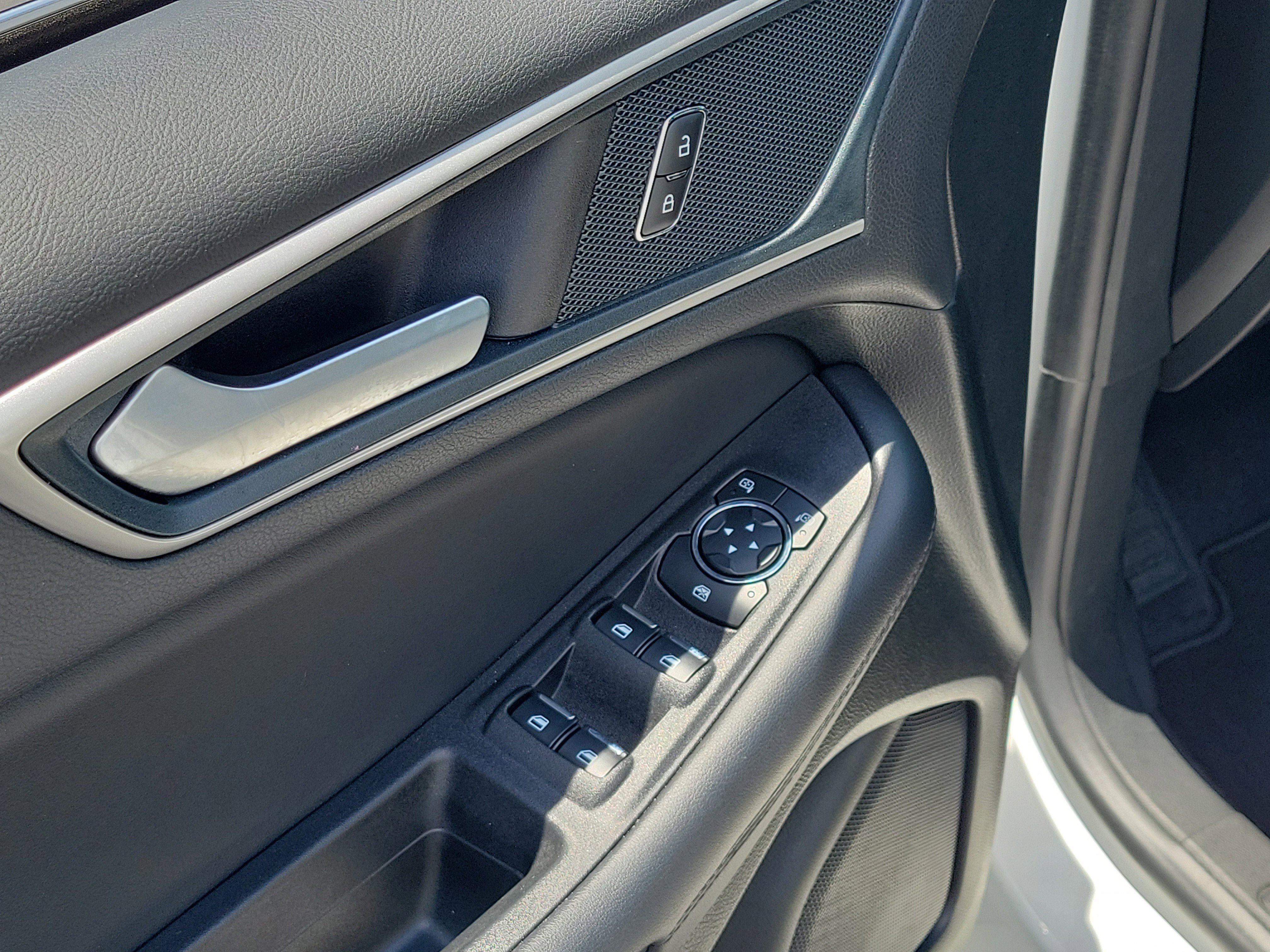Used 2024 Ford Edge SEL w/ Convenience Package AWD/4WD image 21