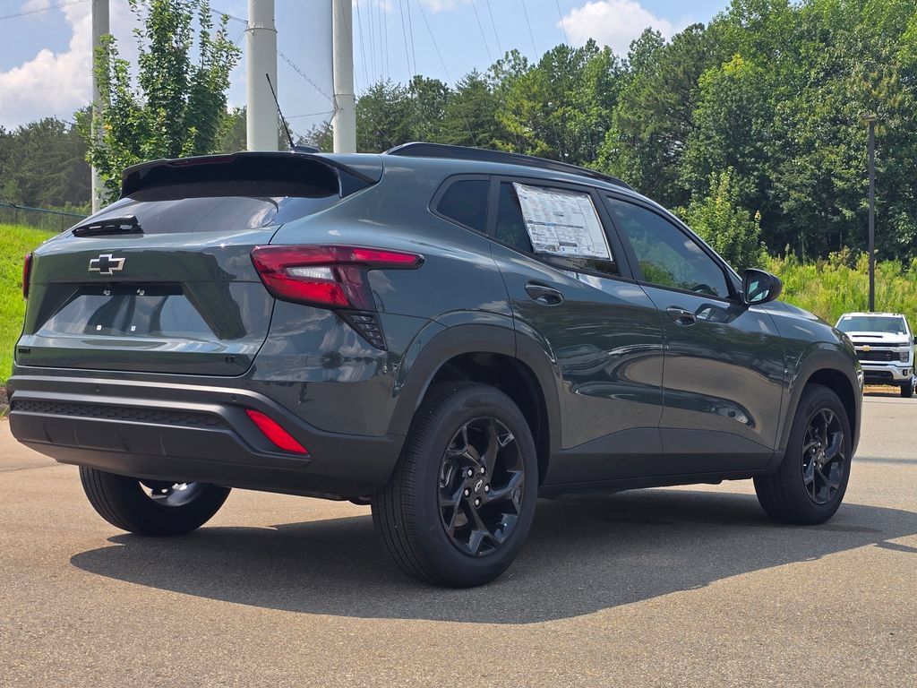 New 2026 Chevrolet Trax LT w/ Driver Confidence Package FWD image 29