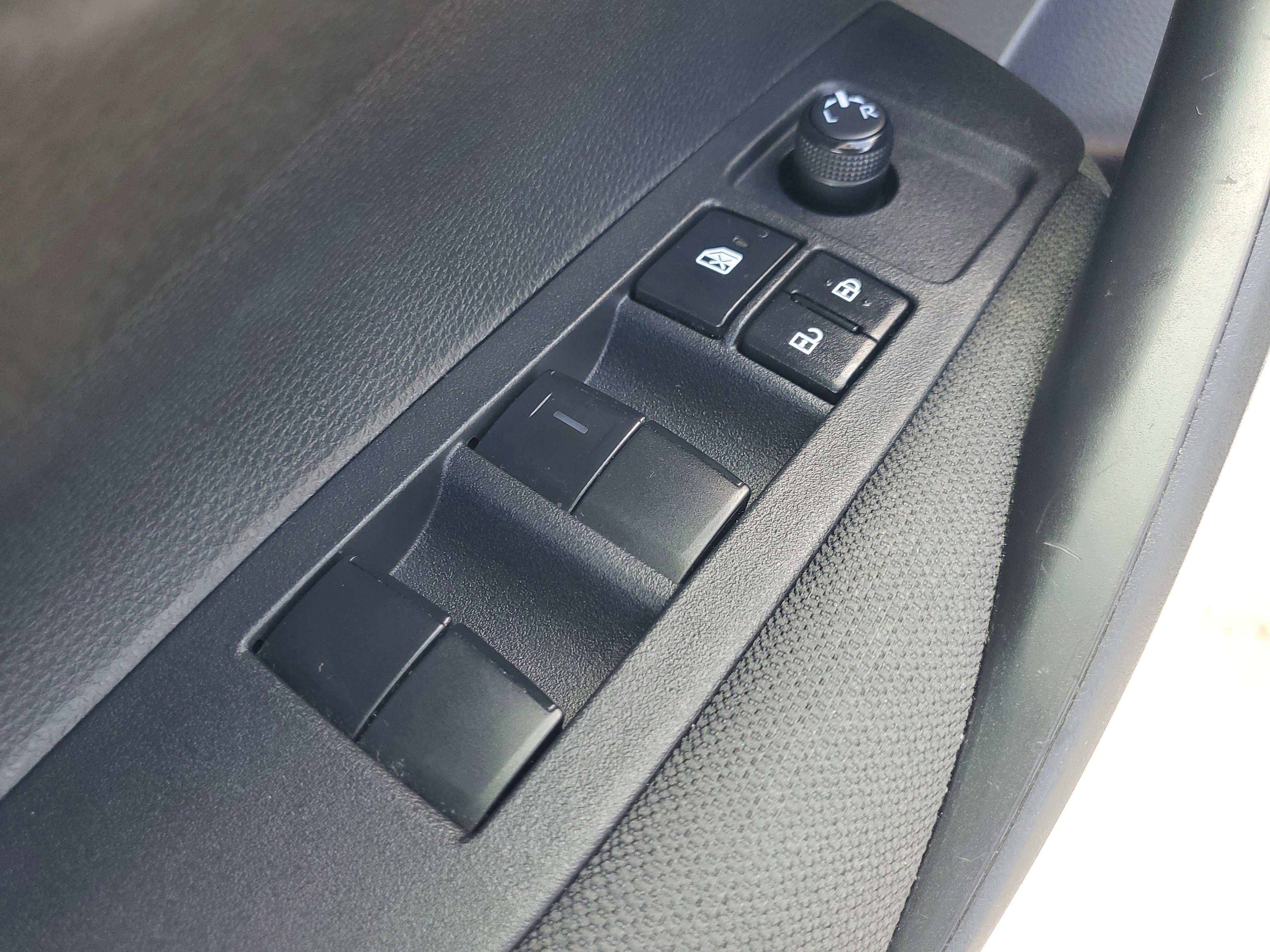 Used 2023 Toyota Corolla LE image 18