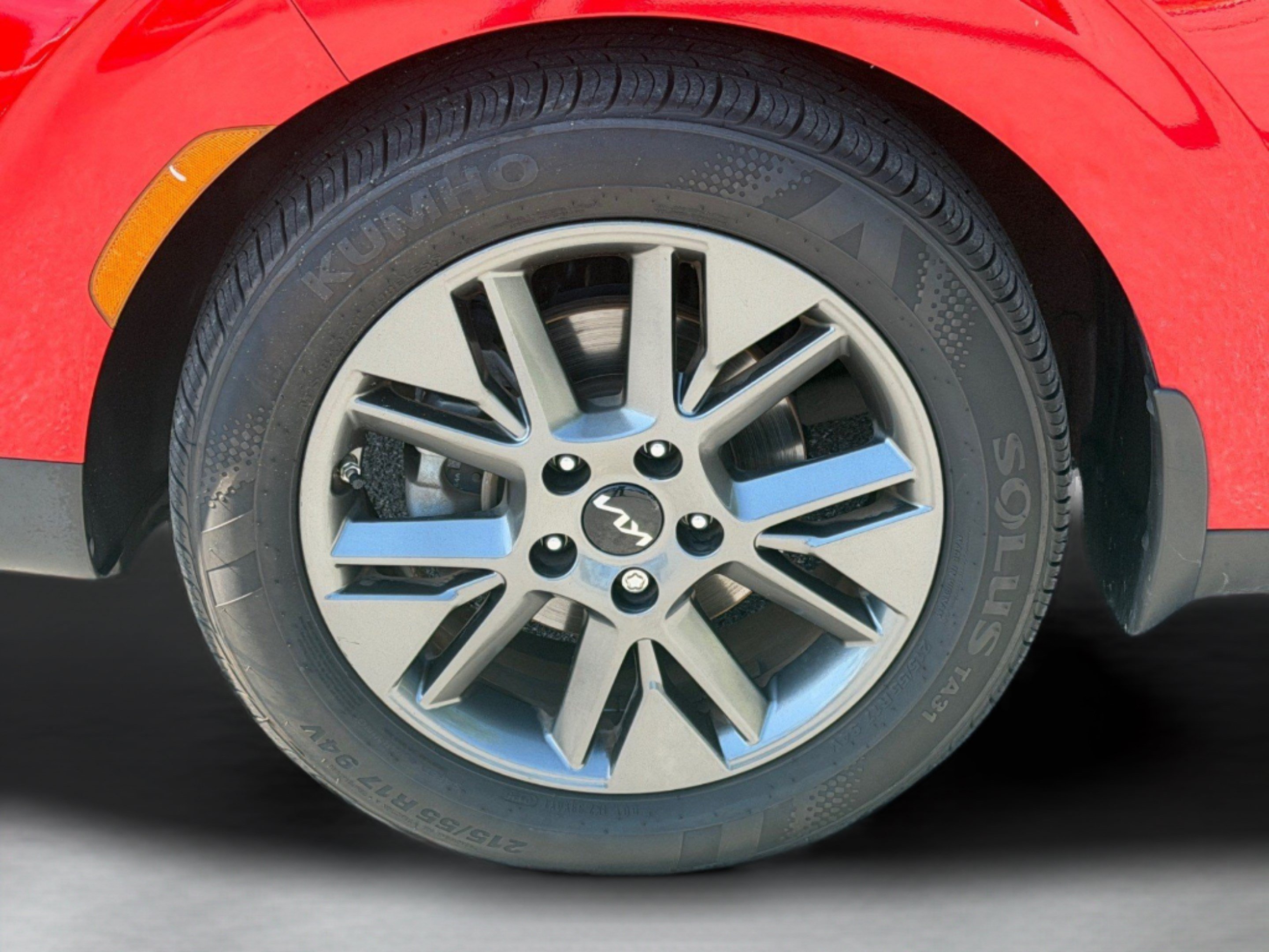 Certified 2022 Kia Soul EX FWD image 40