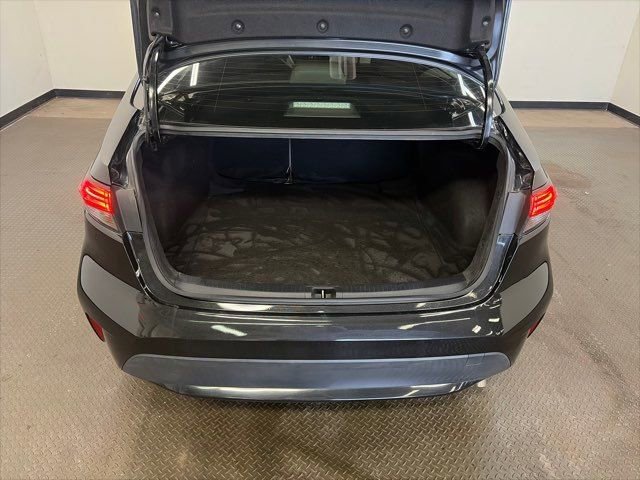 Used 2020 Toyota Corolla XLE FWD image 12