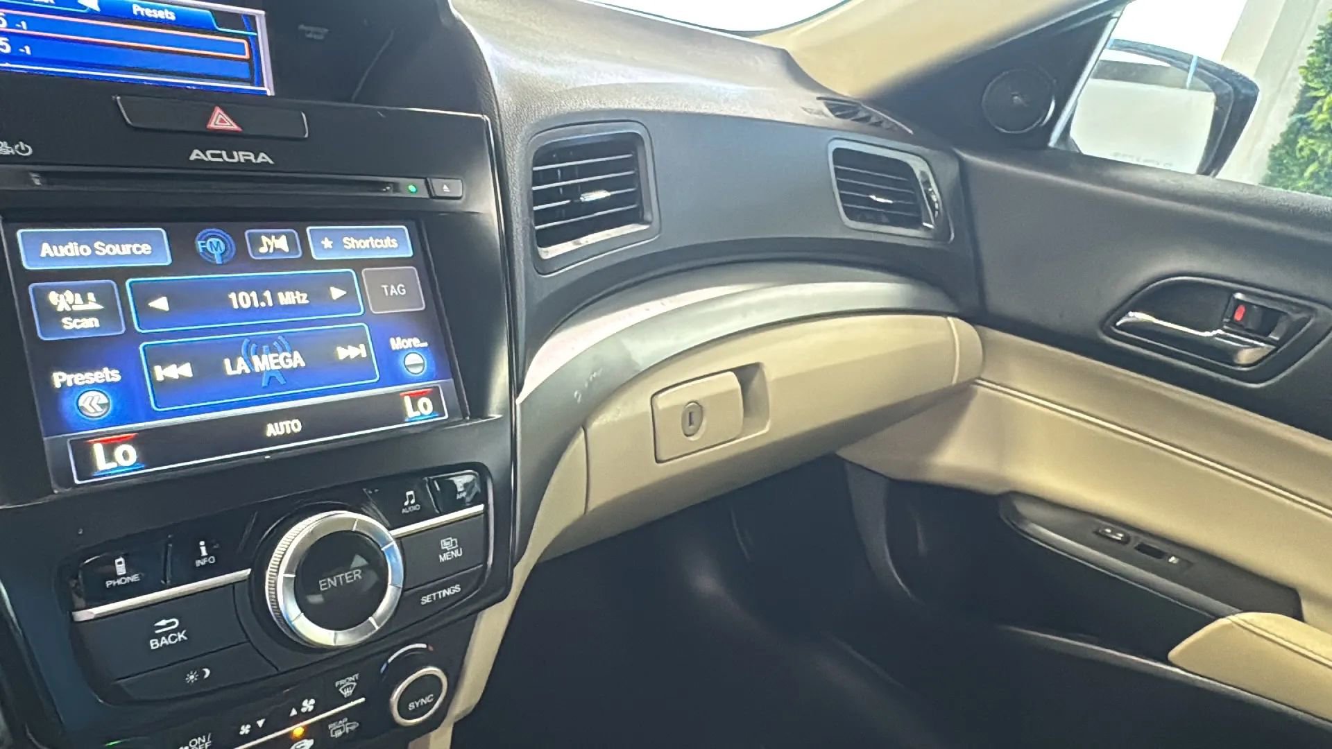 Used 2016 Acura ILX FWD image 20